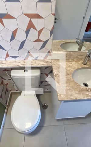 Apartamento à venda com 67m², 2 quartos e 1 vaga Apartamento à venda com 67m², 2 quartos e 1 vagaBanheiro