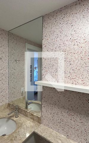 Apartamento à venda com 67m², 2 quartos e 1 vaga Apartamento à venda com 67m², 2 quartos e 1 vagaBanheiro da Suíte