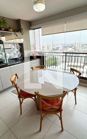 Apartamento à venda com 67m², 2 quartos e 1 vaga Apartamento à venda com 67m², 2 quartos e 1 vagaVaranda