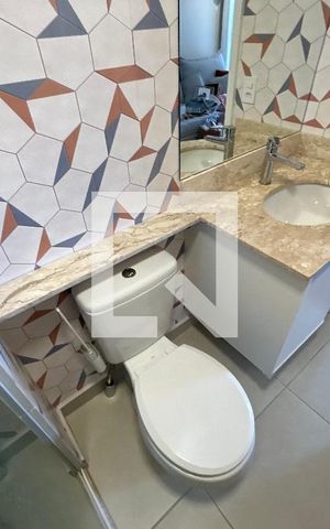 Apartamento à venda com 67m², 2 quartos e 1 vaga Apartamento à venda com 67m², 2 quartos e 1 vagaBanheiro