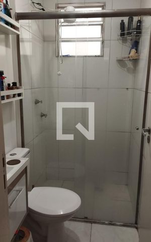 Apartamento à venda com 60m², 2 quartos e 1 vaga Apartamento à venda com 60m², 2 quartos e 1 vagaBanheiro