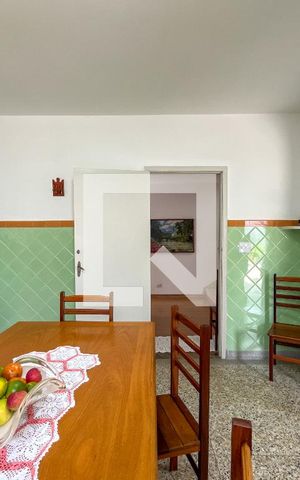 Casa à venda com 226m², 3 quartos e 3 vagas Casa à venda com 226m², 3 quartos e 3 vagasCozinha