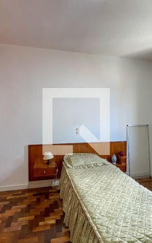 Casa à venda com 226m², 3 quartos e 3 vagas Casa à venda com 226m², 3 quartos e 3 vagasQuarto 1