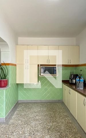Casa à venda com 226m², 3 quartos e 3 vagas Casa à venda com 226m², 3 quartos e 3 vagasCozinha