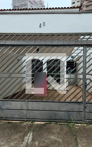 Casa à venda com 150m², 3 quartos e 2 vagasFachada