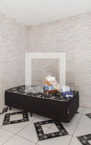 Casa à venda com 100m², 7 quartos e 1 vaga Casa à venda com 100m², 7 quartos e 1 vagaSuíte