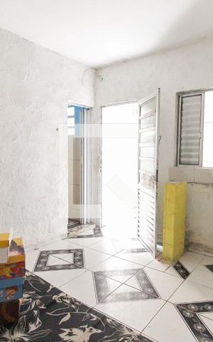 Casa à venda com 100m², 7 quartos e 1 vaga Casa à venda com 100m², 7 quartos e 1 vagaSuíte