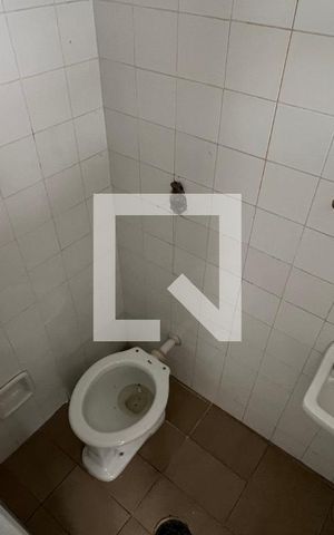 Apartamento à venda com 95m², 2 quartos e 1 vaga Apartamento à venda com 95m², 2 quartos e 1 vagaBanheiro de serviço