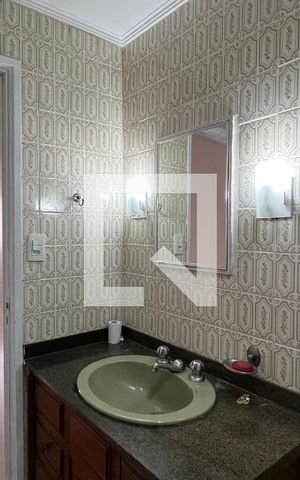 Apartamento à venda com 95m², 2 quartos e 1 vaga Apartamento à venda com 95m², 2 quartos e 1 vagaBanheiro
