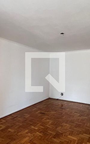 Apartamento à venda com 95m², 2 quartos e 1 vaga Apartamento à venda com 95m², 2 quartos e 1 vagaSala