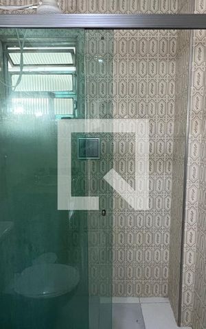 Apartamento à venda com 95m², 2 quartos e 1 vaga Apartamento à venda com 95m², 2 quartos e 1 vagaBanheiro