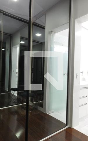Casa à venda com 240m², 4 quartos e 3 vagasCloset