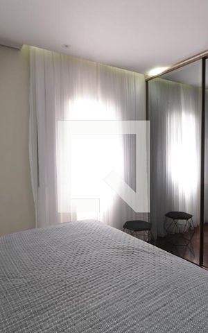 Casa à venda com 240m², 4 quartos e 3 vagasSuíte 2