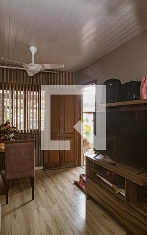 Casa à venda com 58m², 2 quartos e 2 vagas Casa à venda com 58m², 2 quartos e 2 vagasSala