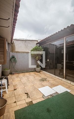 Casa à venda com 58m², 2 quartos e 2 vagas Casa à venda com 58m², 2 quartos e 2 vagasÁrea comum