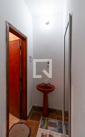 Casa à venda com 184m², 5 quartos e sem vagaCasa 3 - Corredor 