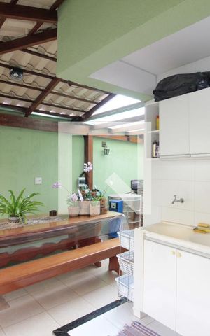 Casa à venda com 280m², 3 quartos e 3 vagasArea de Serviço