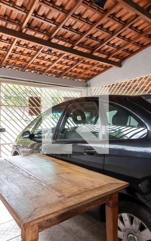 Casa para alugar com 240m², 3 quartos e 2 vagasGaragem
