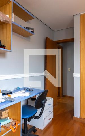 Casa para alugar com 240m², 3 quartos e 2 vagasQuarto 3