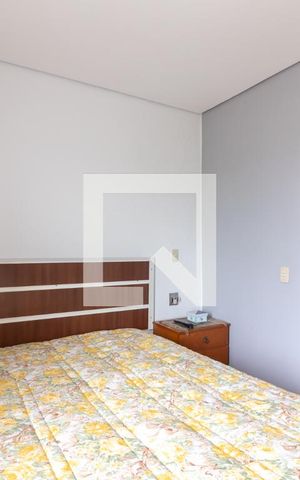 Casa para alugar com 240m², 3 quartos e 2 vagasSuíte