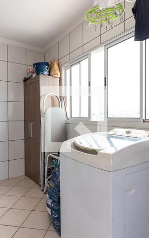 Casa para alugar com 240m², 3 quartos e 2 vagasÁrea de Serviço