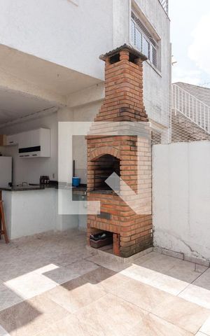 Casa para alugar com 240m², 3 quartos e 2 vagasSalão de Festas