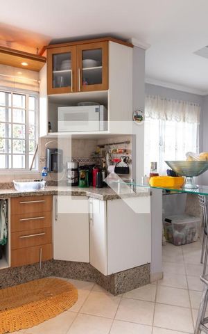 Casa para alugar com 240m², 3 quartos e 2 vagasCozinha