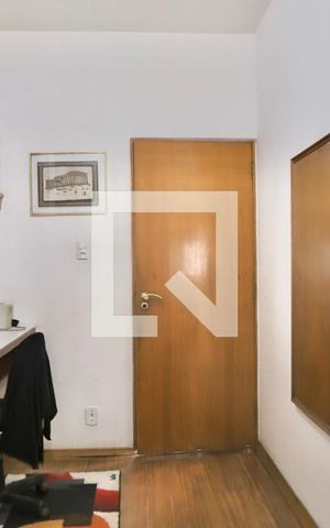 Casa à venda com 200m², 3 quartos e 2 vagas Casa à venda com 200m², 3 quartos e 2 vagasQuarto 2