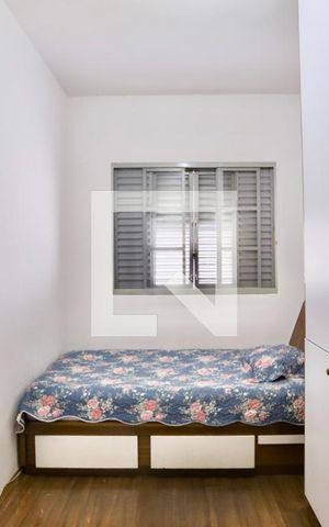 Casa à venda com 200m², 3 quartos e 2 vagas Casa à venda com 200m², 3 quartos e 2 vagasQuarto 2