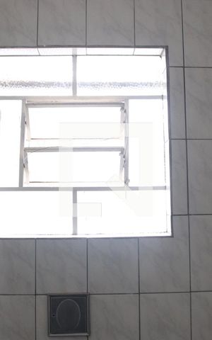 Casa à venda com 300m², 5 quartos e 3 vagasBanheiro 1