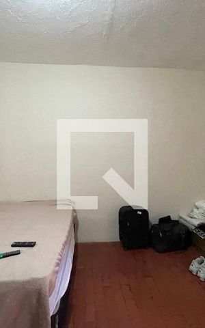 Casa para alugar com 50m², 1 quarto e sem vagaQuarto