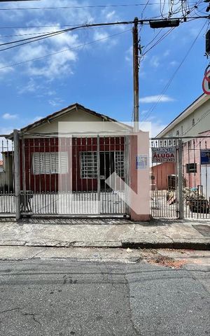 Casa para alugar com 50m², 1 quarto e sem vagaFachada