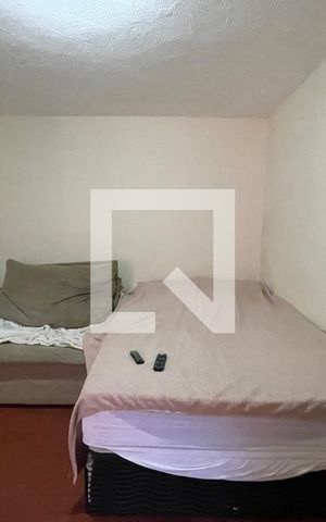 Casa para alugar com 50m², 1 quarto e sem vagaQuarto 