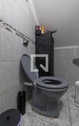 Casa à venda com 208m², 5 quartos e 3 vagasLavabo