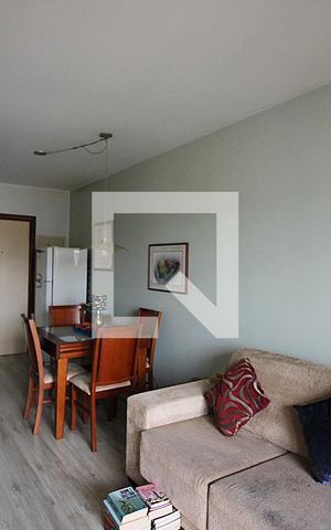 Apartamento para alugar com 52m², 1 quarto e 1 vagaSala