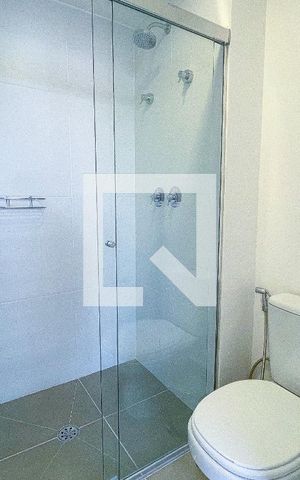 Studio para alugar com 21m², 1 quarto e sem vaga Studio para alugar com 21m², 1 quarto e sem vagaBanheiro