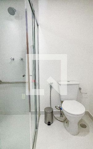 Studio à venda com 21m², 1 quarto e sem vaga Studio à venda com 21m², 1 quarto e sem vagaBanheiro