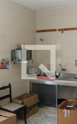 Casa para alugar com 600m², 4 quartos e 6 vagasCozinha