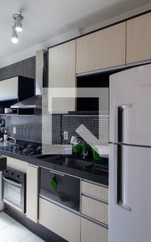 Apartamento para alugar com 47m², 2 quartos e 1 vaga Apartamento para alugar com 47m², 2 quartos e 1 vagaCozinha