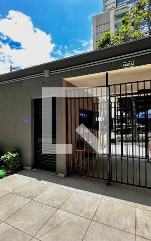 Apartamento à venda com 27m², 1 quarto e sem vaga Apartamento à venda com 27m², 1 quarto e sem vagaEntrada