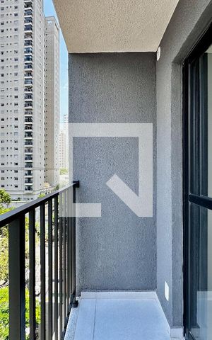 Apartamento à venda com 27m², 1 quarto e sem vaga Apartamento à venda com 27m², 1 quarto e sem vagaSacada