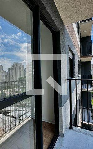 Apartamento à venda com 27m², 1 quarto e sem vaga Apartamento à venda com 27m², 1 quarto e sem vagaSacada