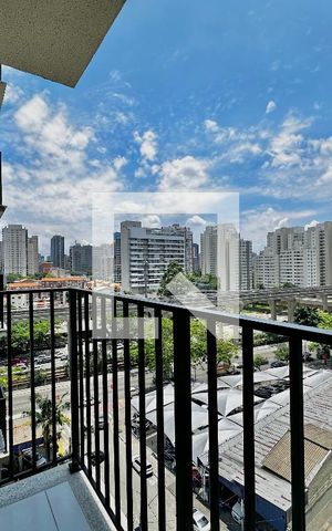 Apartamento à venda com 27m², 1 quarto e sem vaga Apartamento à venda com 27m², 1 quarto e sem vagaSacada