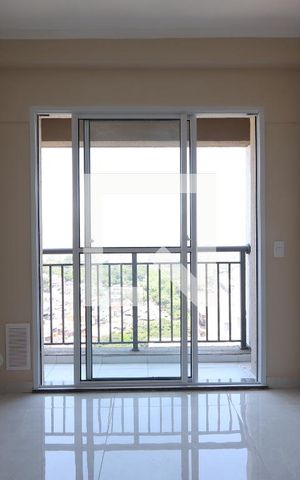 Apartamento à venda com 38m², 2 quartos e 1 vagaSala