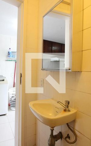 Apartamento à venda com 142m², 4 quartos e 1 vagaBanheiro de Serviço