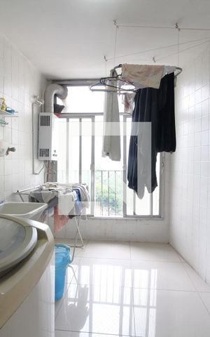 Apartamento à venda com 142m², 4 quartos e 1 vagaÁrea de Serviço