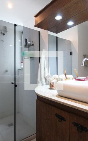 Apartamento à venda com 142m², 4 quartos e 1 vagaBanheiro Social