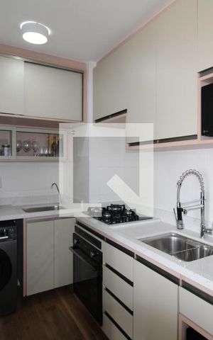 Apartamento à venda com 34m², 2 quartos e sem vagaSala / Cozinha / Área de Serviço