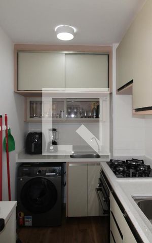 Apartamento à venda com 34m², 2 quartos e sem vagaSala / Cozinha / Área de Serviço
