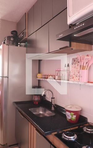 Apartamento à venda com 42m², 2 quartos e 1 vagaCozinha e Área de Serviço